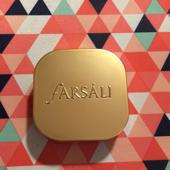 farsali Other - Farsali jelly beam highlighter in "rose goals"